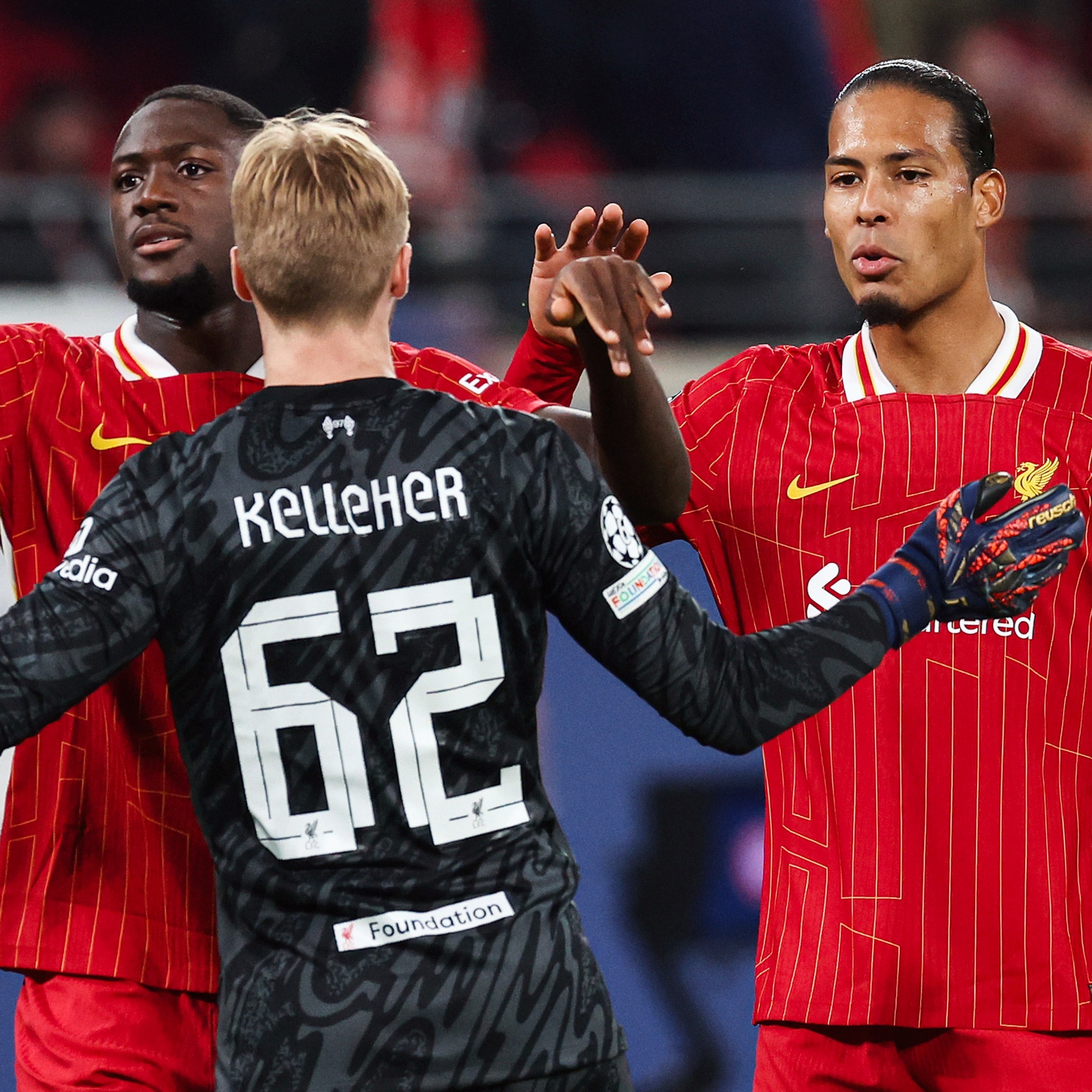 利物浦主场折戟,近3场不胜 利物浦主场折戟,近3场不胜