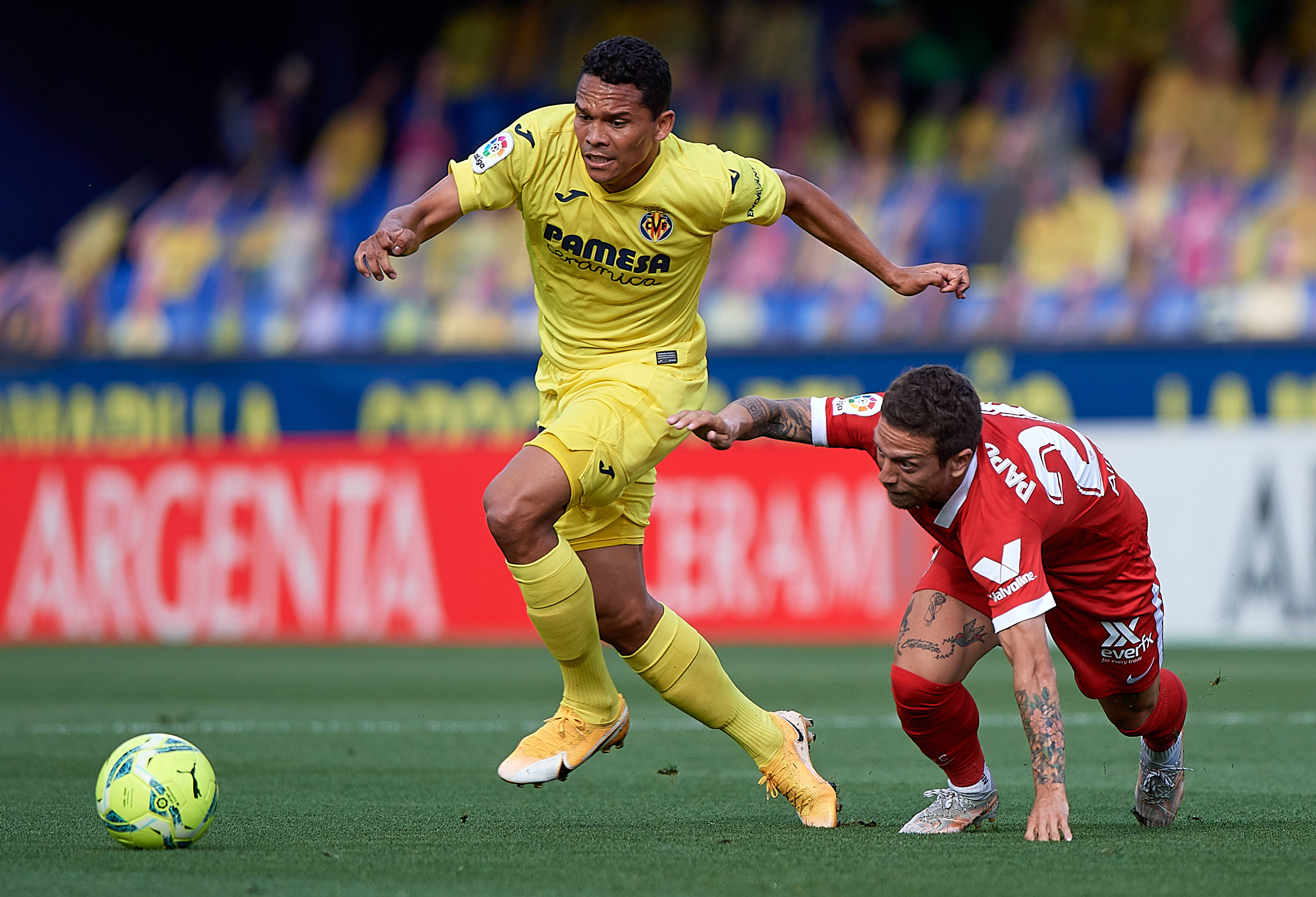 比利亚雷亚尔客场战胜对手，表现抢眼