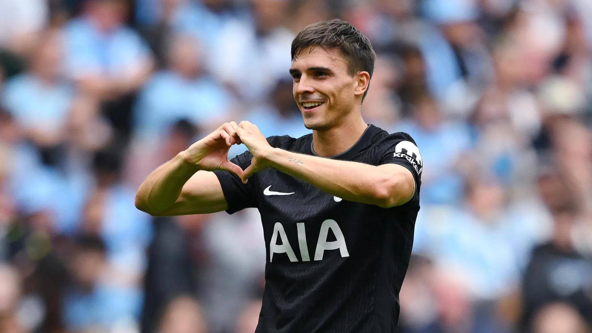 热刺球员表现出色,全队一起努力的简单介绍 热刺球员表现出色,全队一起努力的简单介绍