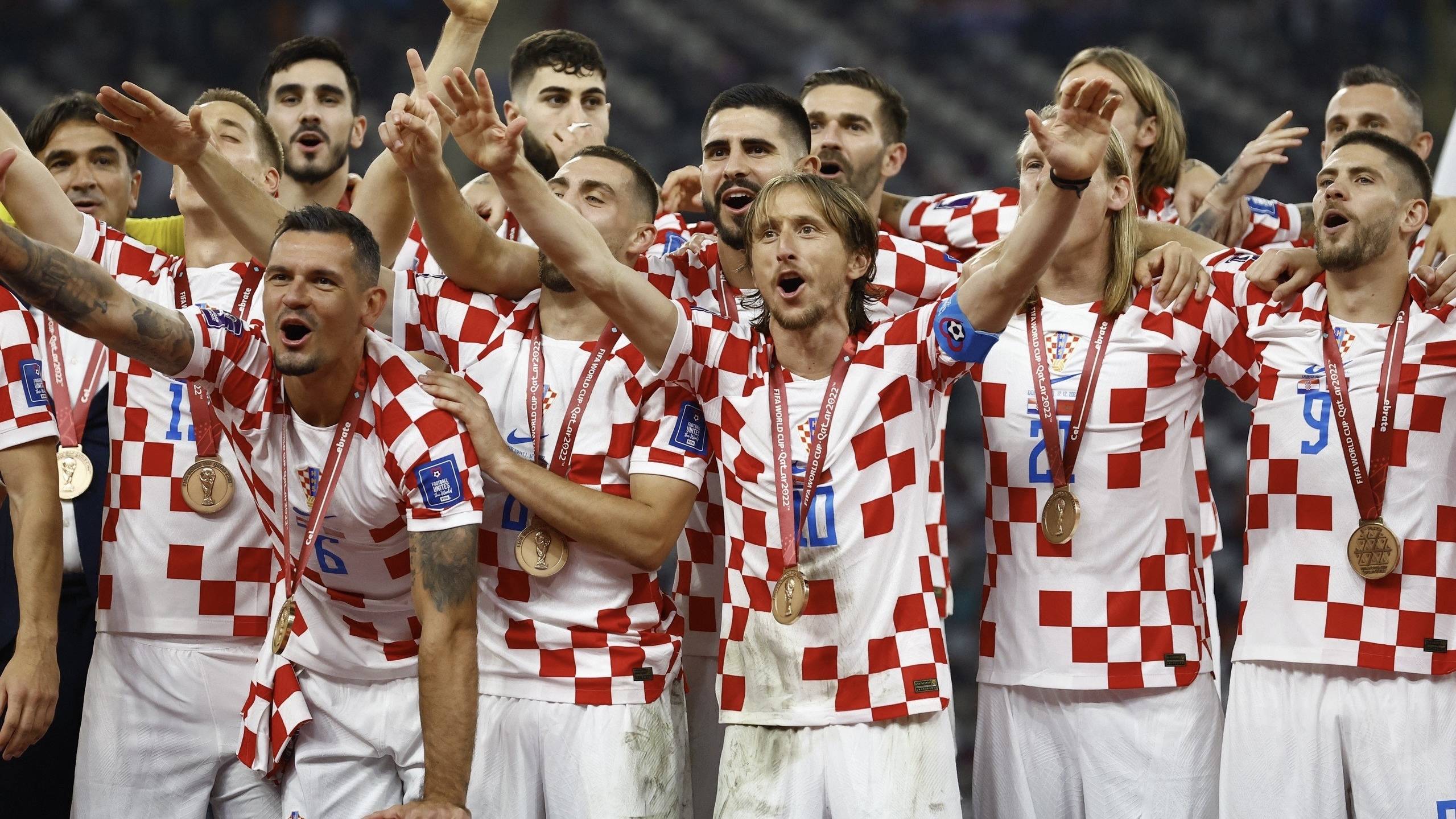克罗地亚队在国际比赛中获得胜利荣耀