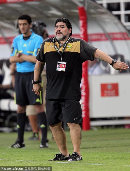 包含紧张局势！比赛中的意外事件抢尽风头的词条