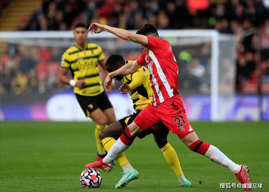 包含南安普顿对阵伯恩利，南海之战谁能称王？的词条